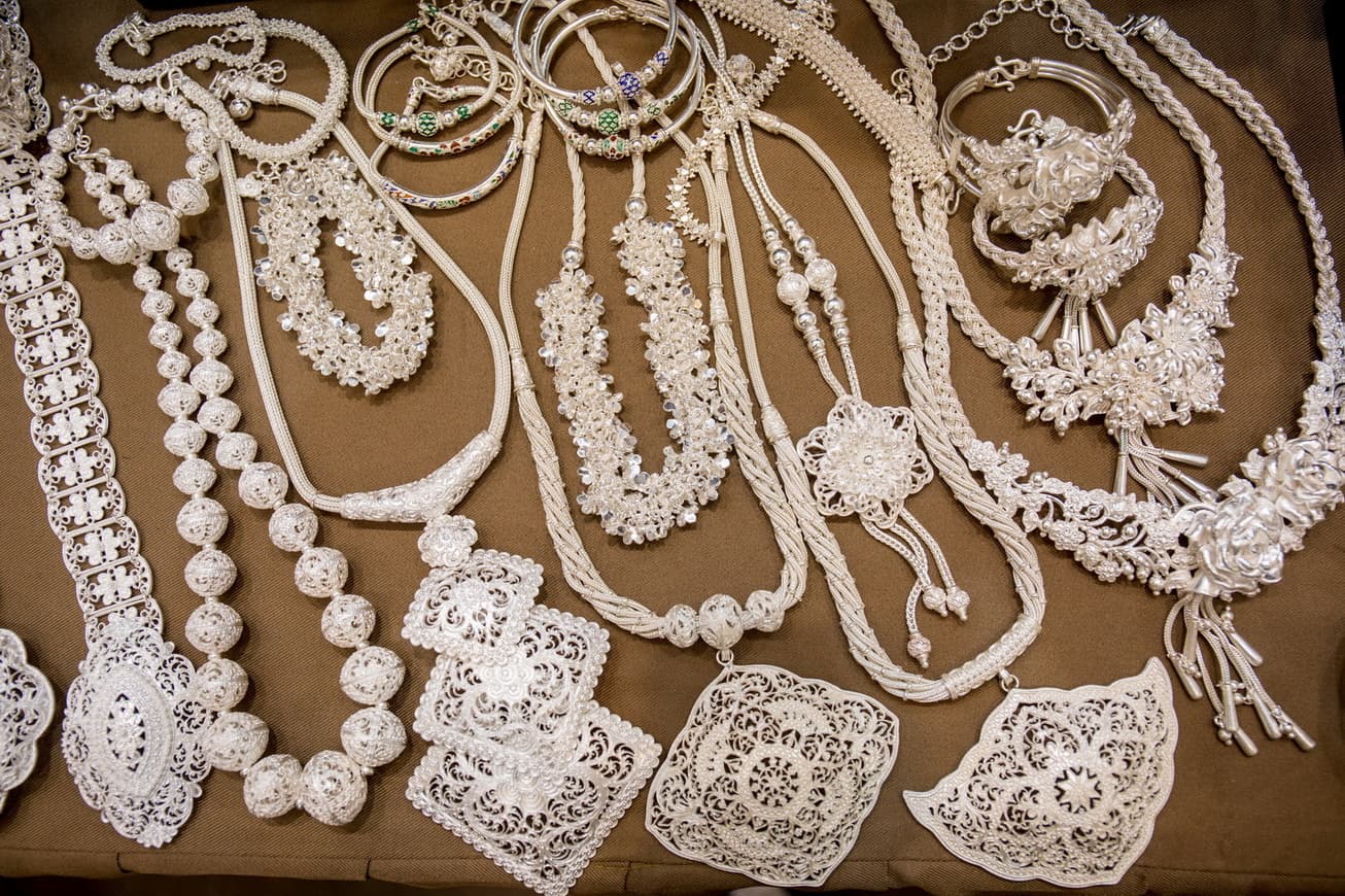 เครื่องประดับเงิน